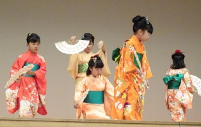 2018/06/10　　西川流(西川 ももよ先生)の踊りの発表会画像2